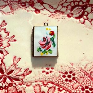 🌷Vintage🌷Hand Painted Floral Book Locket Pendant